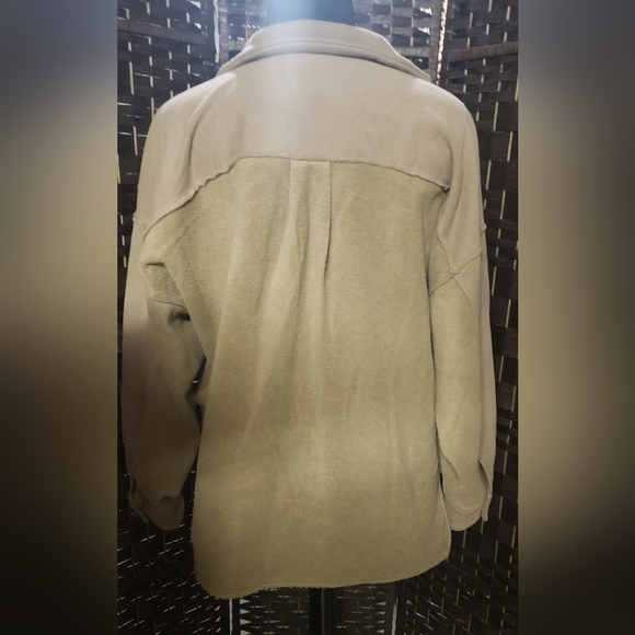 Lauriebells Linden Brushed Shacket - Picture 6 of 8